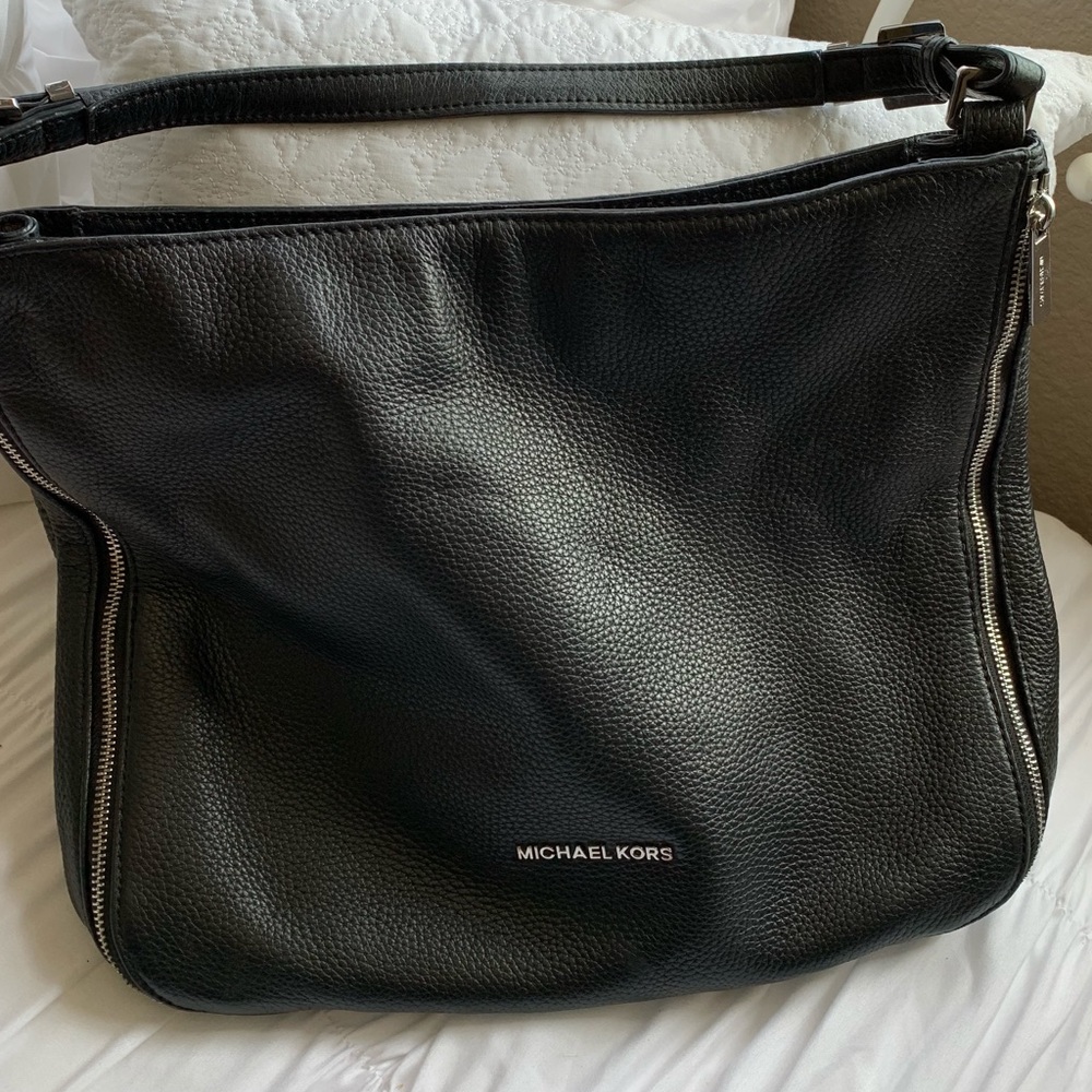 Michael Kors Hobo